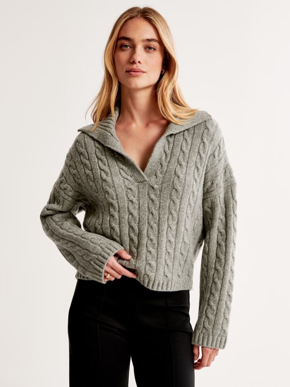 Abercrombie & Fitch Women's
Cable Notch-Neck Sweater in Gray - L